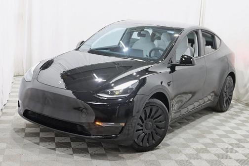 2022 Tesla Model Y Long Range Dual Motor All-Wheel Drive