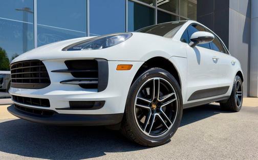 White 2020 Porsche Macan Macan