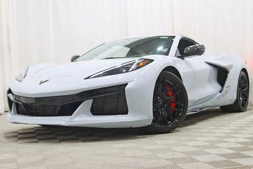 Ceramic Matrix Gray Metallic 2023 Chevrolet Corvette Z06