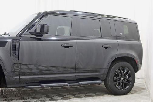 Santorini Black Metallic 2021 Land Rover Defender 110 X-Dynamic HSE