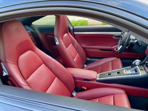 2019 Porsche 911 Carrera 4S
