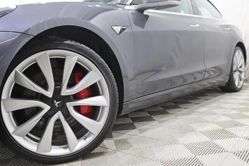 2019 Tesla Model 3 Performance