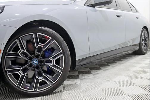 2024 BMW i5 eDrive40