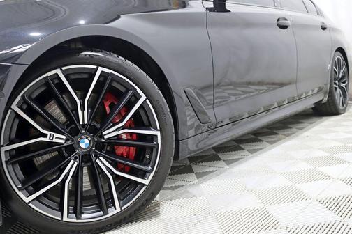 Black Sapphire Metallic 2023 BMW M550 i Xdrive
