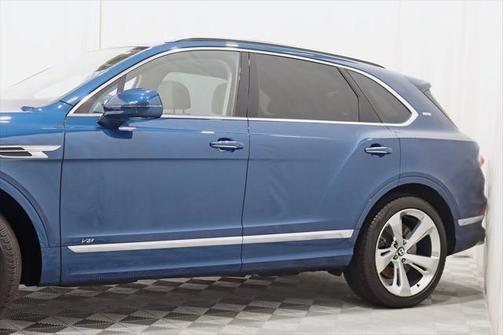 2021 Bentley Bentayga V8