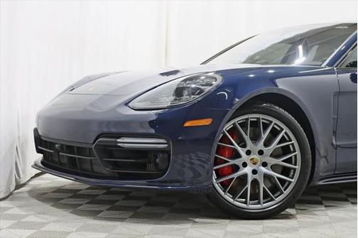 2018 Porsche Panamera Turbo