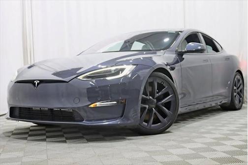 2022 Tesla Model S Plaid