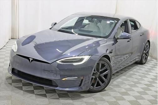 2022 Tesla Model S Plaid