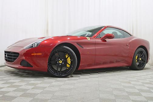 Rosso California 2015 Ferrari California T