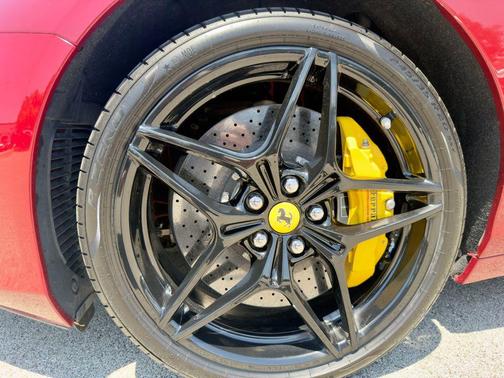 Rosso California 2015 Ferrari California T