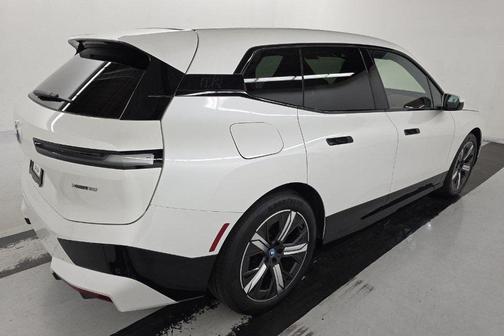 2023 BMW iX xDrive50