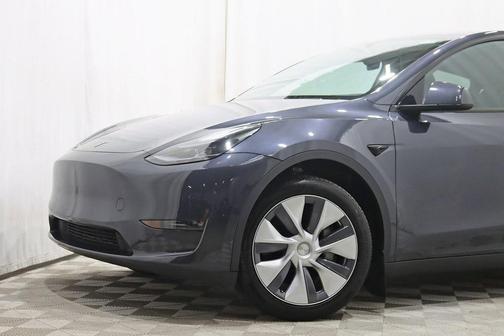 2024 Tesla Model Y Long Range Dual Motor All-Wheel Drive