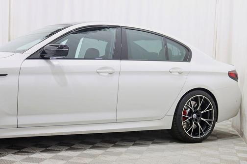 Alpine White 2023 BMW M5 Base