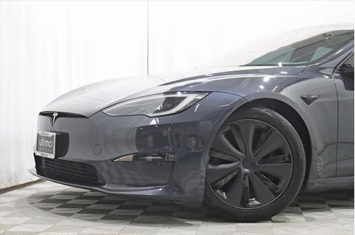 2024 Tesla Model S Long Range