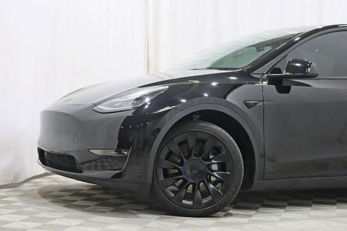 Solid Black 2022 Tesla Model Y Long Range Dual Motor All-Wheel Drive