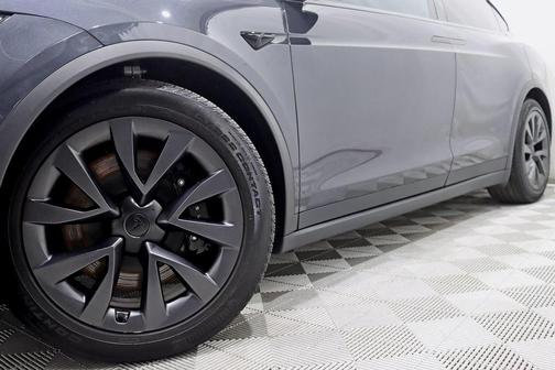 2024 Tesla Model X Long Range