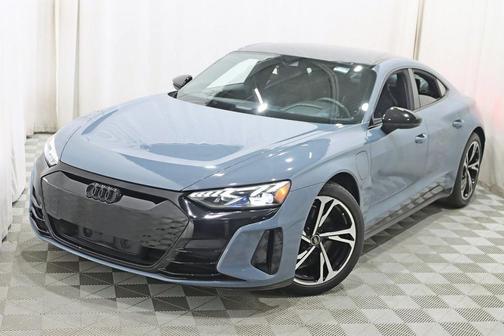 2022 Audi e-tron GT Premium Plus
