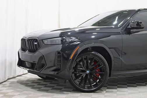 2024 BMW X6 M60i