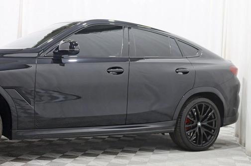 2024 BMW X6 M60i