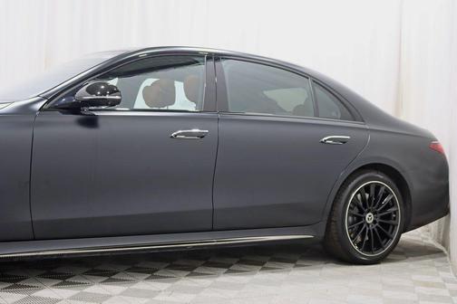 Black 2024 Mercedes-Benz S-Class 4MATIC