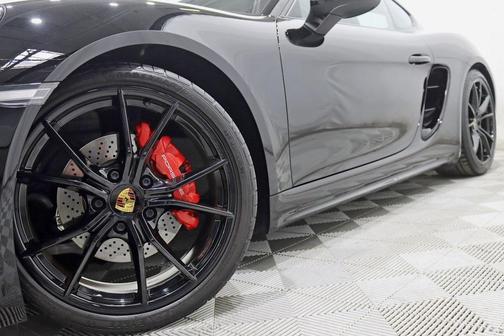 2019 Porsche 718 Cayman S