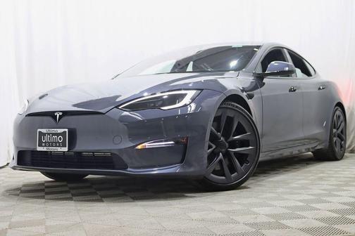 2022 Tesla Model S Base