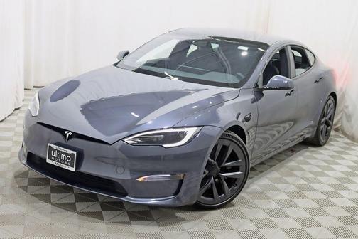 2022 Tesla Model S Base