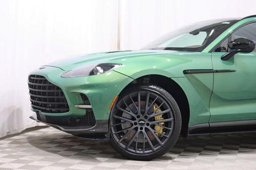 Iridescent Emerald 2023 Aston Martin DBX 707