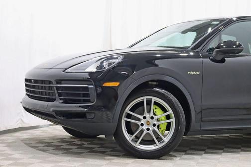 Black 2019 Porsche Cayenne Cayenne E-Hybrid
