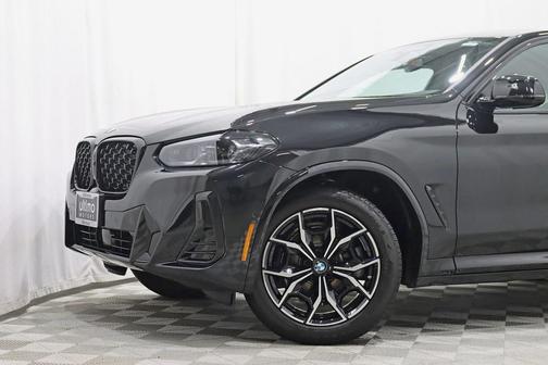 2025 BMW X4 xDrive30i