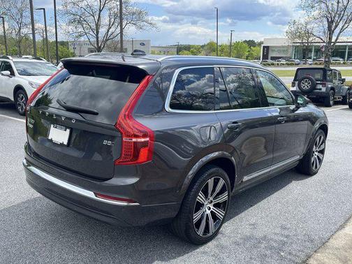 2024 Volvo XC90 B5 Plus Bright Theme