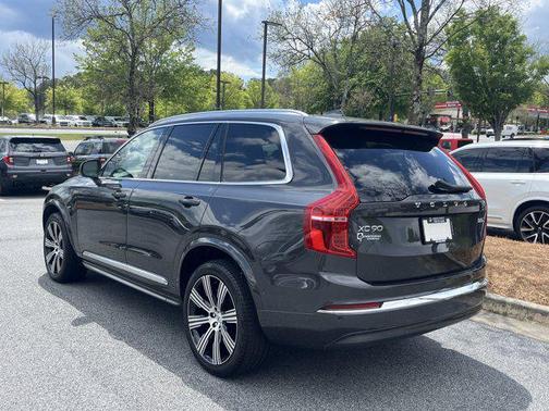 2024 Volvo XC90 B5 Plus Bright Theme
