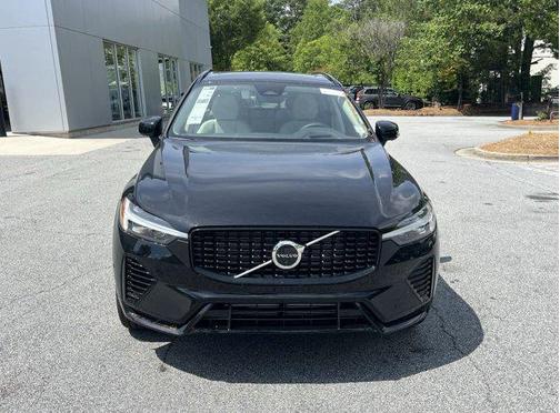 2025 Volvo XC60 Plug-In Hybrid T8 Ultra