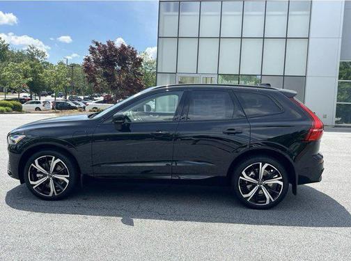 2025 Volvo XC60 Plug-In Hybrid T8 Ultra