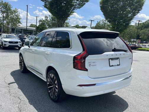 2025 Volvo XC90 B6 Ultra