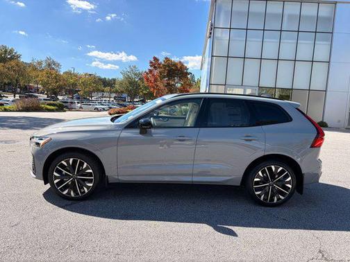 2026 Volvo XC60 B5 Ultra