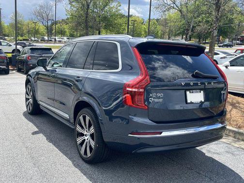 2023 Volvo XC90 B6 Plus 6-Seater
