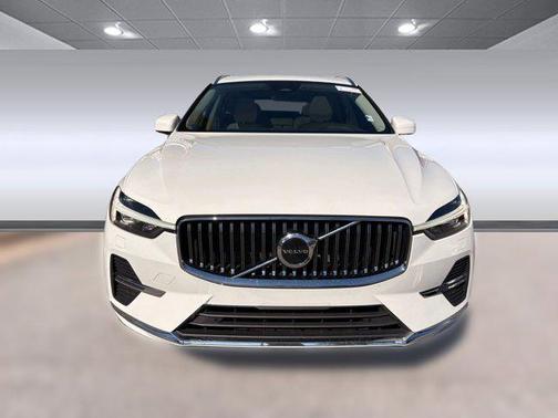 2022 Volvo XC60 B5 Inscription