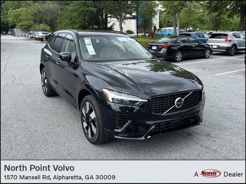 2025 Volvo XC60 Plug-In Hybrid T8 Plus
