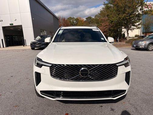 2026 Volvo XC90 B5 Plus 7-Seater