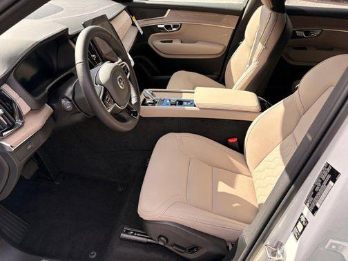 2026 Volvo XC90 B5 Plus 7-Seater