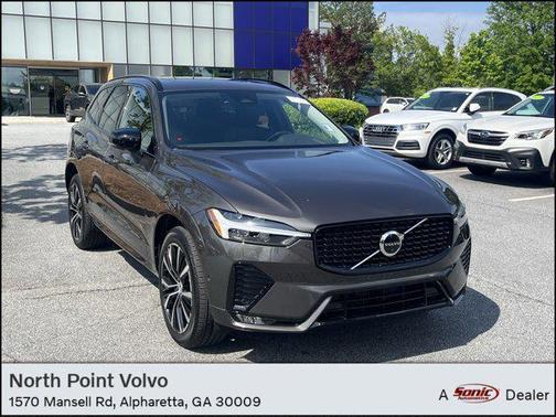 2024 Volvo XC60 B5 Plus Dark Theme