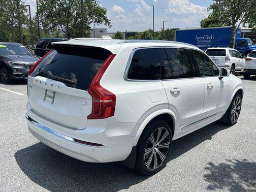 2022 Volvo XC90 Recharge Plug-In Hybrid T8 Inscription 6 Passenger