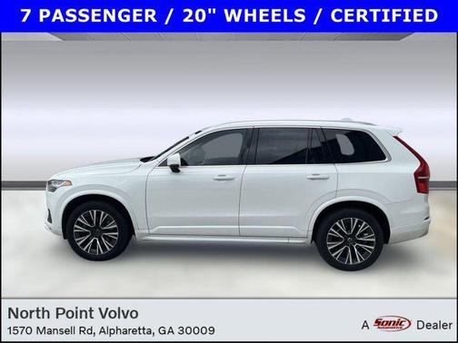 2022 Volvo XC90 T5 Momentum