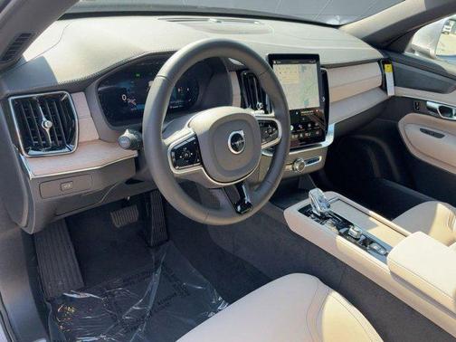 2026 Volvo XC90 Plus, B6 AWD Gas (mild hybrid), Gasoline, Bright, 7 Seats