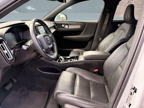 2020 Volvo XC40 T4 Inscription