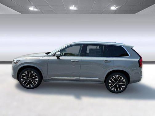 2026 Volvo XC90 B5 Plus 7-Seater