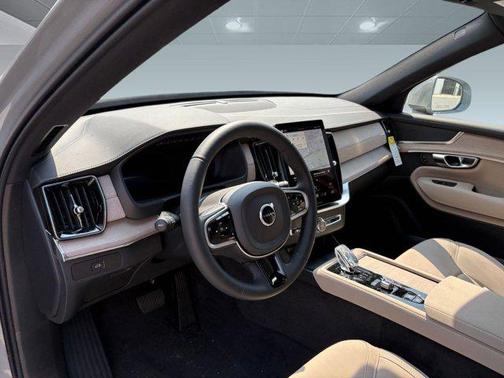 2026 Volvo XC90 B5 Plus 7-Seater