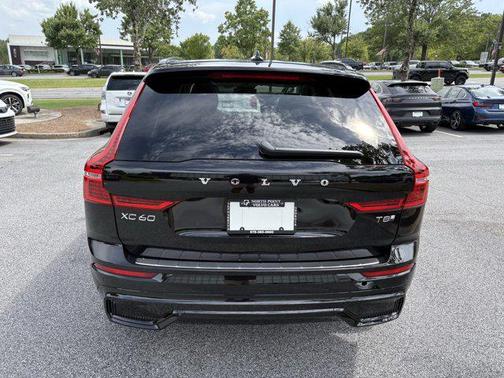2025 Volvo XC60 Plug-In Hybrid T8 Ultra