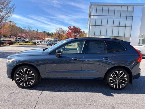 2026 Volvo XC60 B5 Ultra